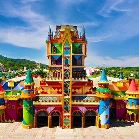 פנייה Casa Ao Lado Do Parque Beto Carreiro Da De Ir A Pe Para O Parque Joao Carlos Casas מראה חיצוני תמונה